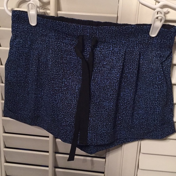 lululemon athletica Pants - Spring Breakaway Shorts